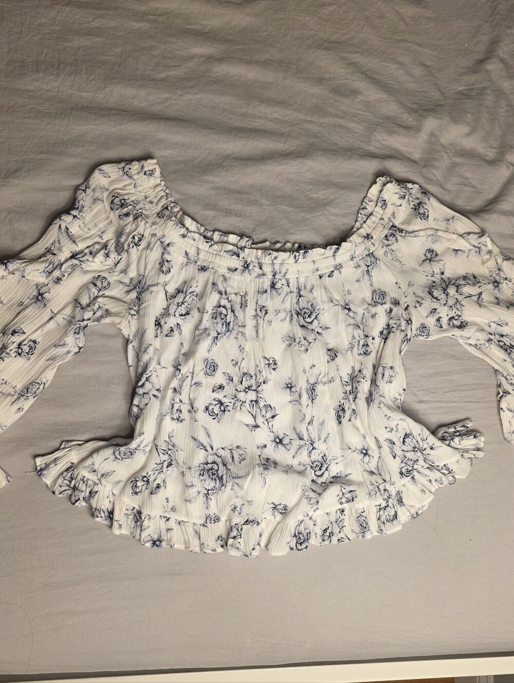 American Eagle White Off-Shoulder Blue Floral Ruffle Blouse
